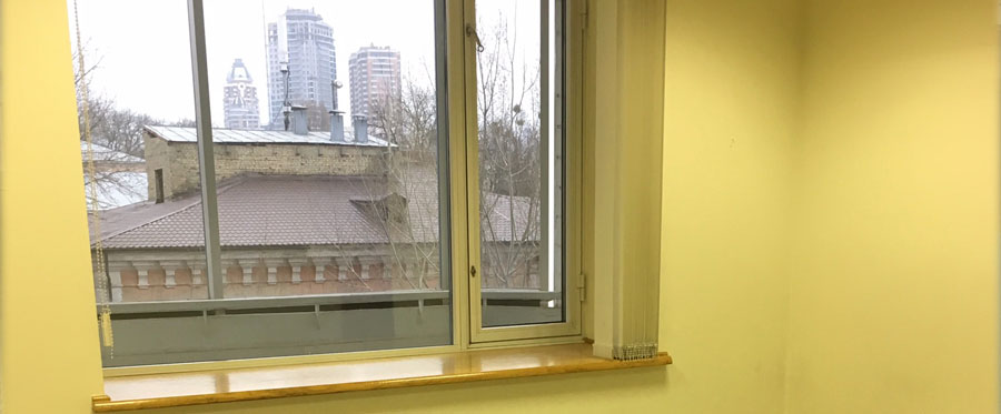 Office rent kyiv 155 sq m  on the 2th floor