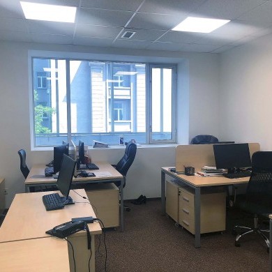 Rent office in the business center with an area of 225 sq m
