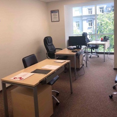 Rent office in the business center with an area of 150 sq m